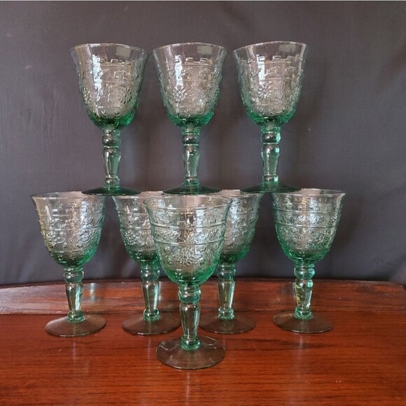 Mikasa Tender Leaves 12 oz Water Goblets 7.25" Glasses Green - Picture 2 of 9